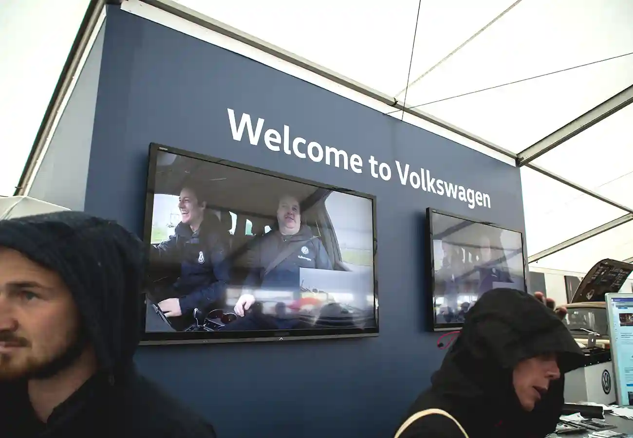 Internal Screens at Volkswagen 2017